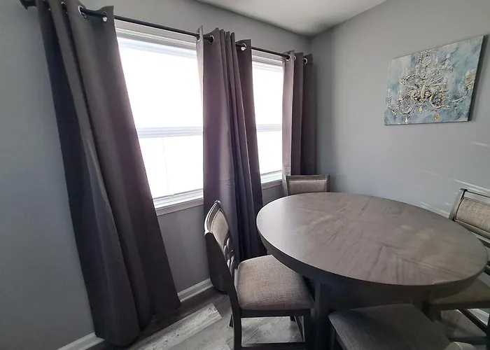 Illini Hideaway Holiday home